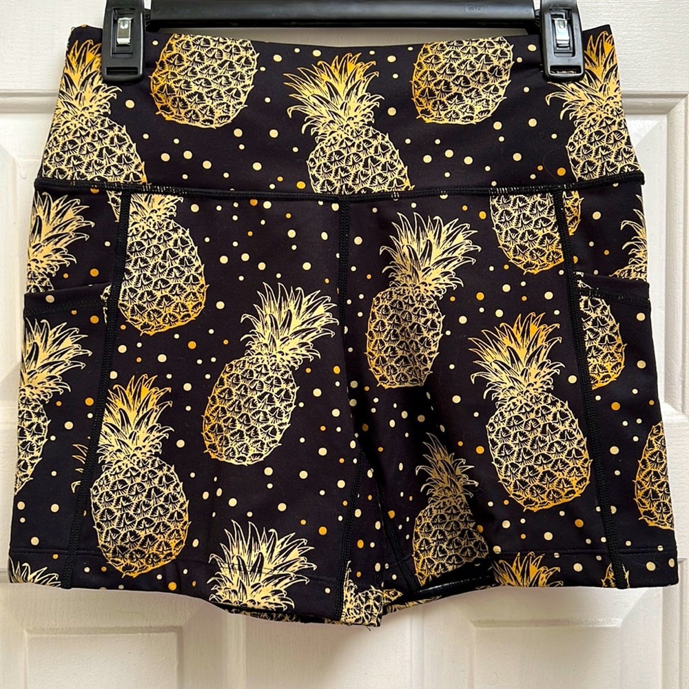 Constantly Varied Gear (CVG) Fineapple 5” Shorts w/ Silicone Band - Size Small